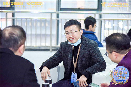 102345581.jpg ZSZ1493.jpg