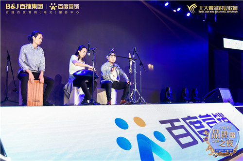 104021928.jpg ZSZ1743.jpg