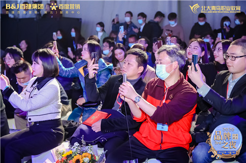 104040464.jpg IMGL5318.jpg