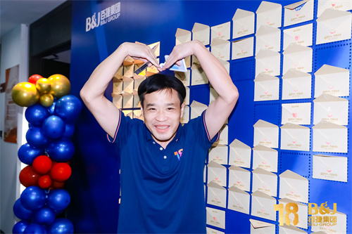 154321116.jpg 0U7A4606.jpg