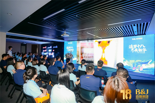 155700410.jpg 0U7A4770.jpg