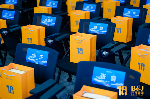 160231540.jpg KX301750.jpg