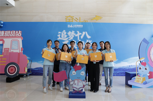 162129102.jpg LS8A7794.jpg