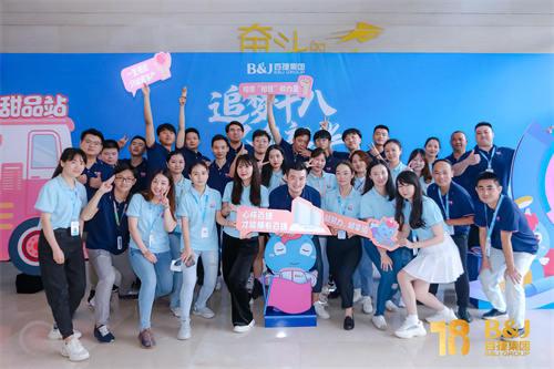 162303128.jpg 0U7A5850 (1).jpg