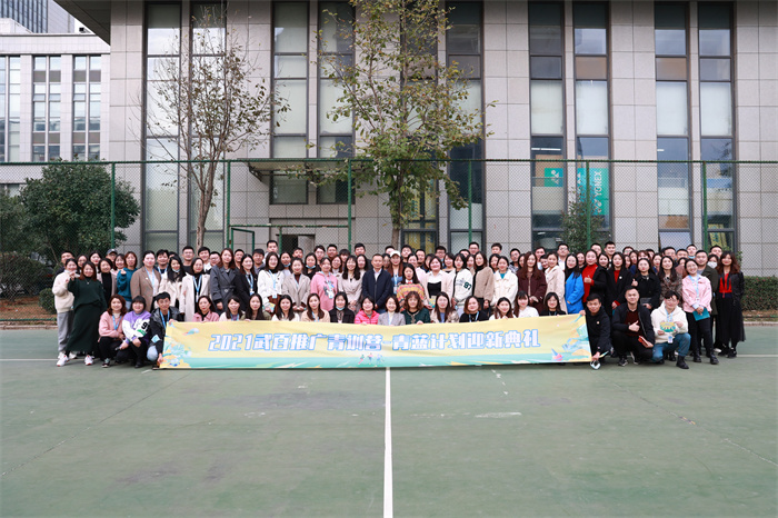 145336138.jpg LS8A0572.jpg