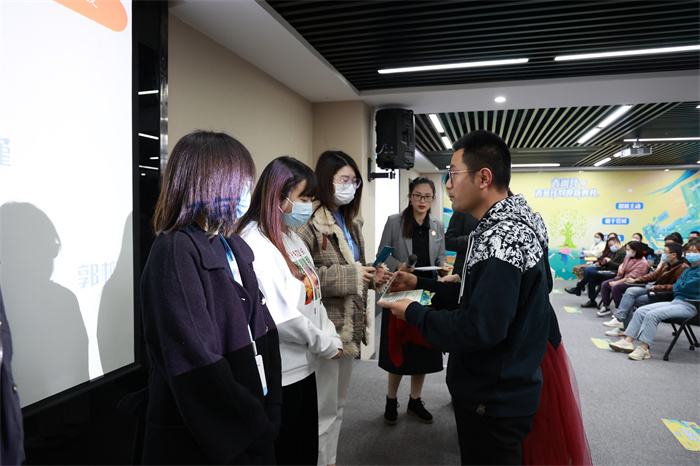 145752106.jpg LS8A0194.jpg